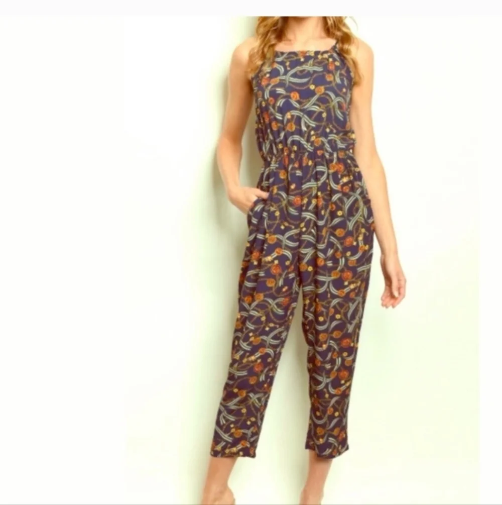 🔱 NWT🔱 Floral Print Jumpsuit By Private Label Sz Medium 🚢